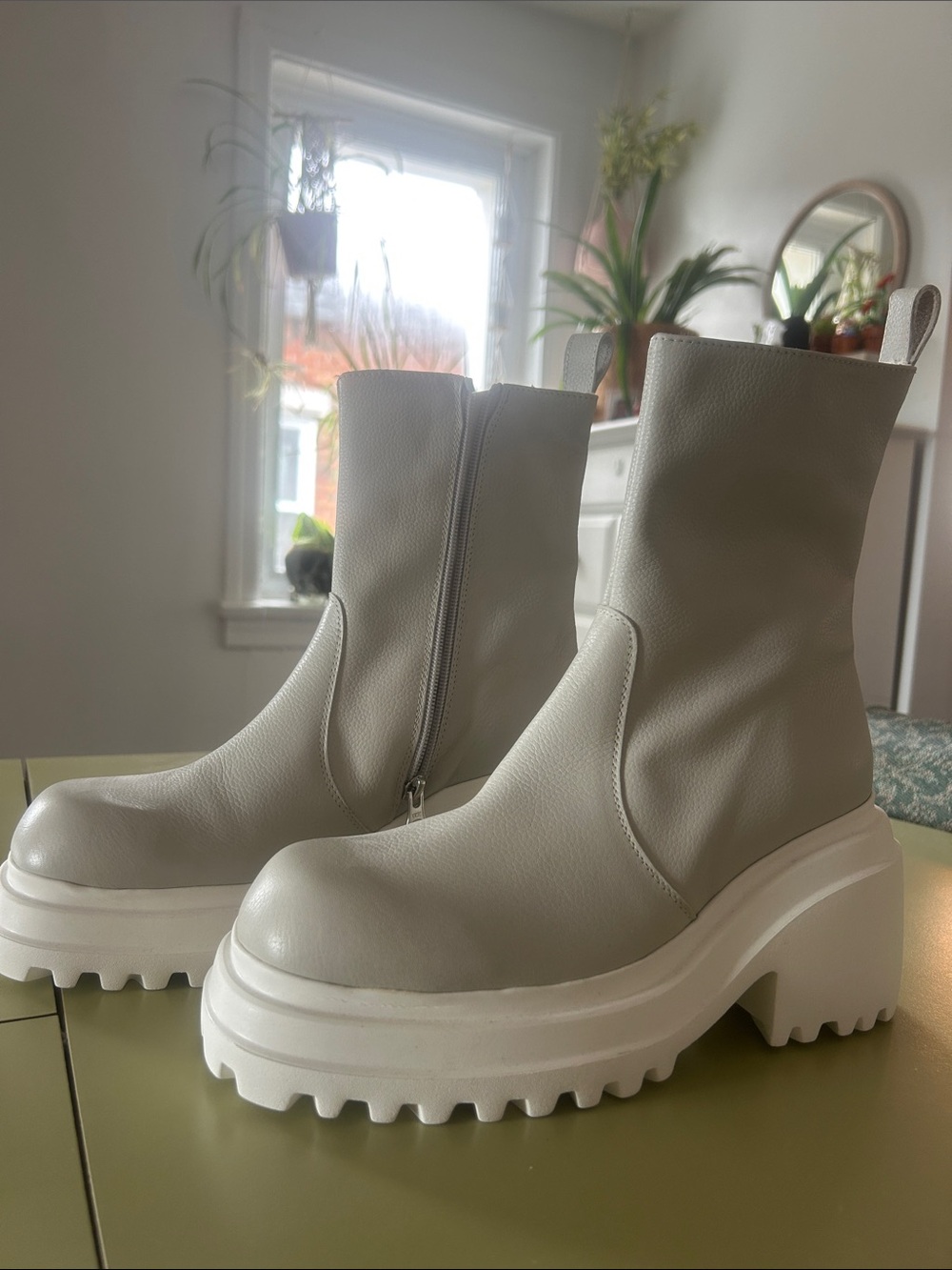 L'INTERVALLE Cream Platform Ankle Boots